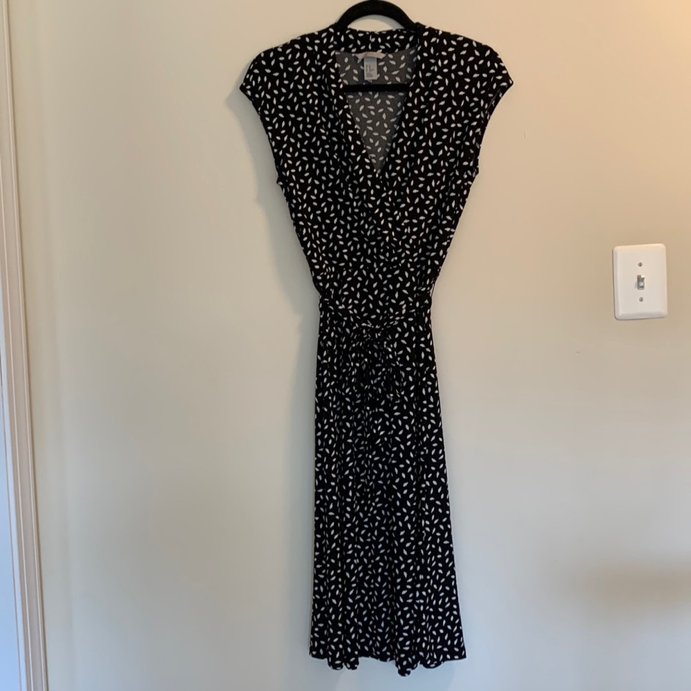 H&M black midi dress with a white print. Size xs